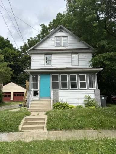 Main picture of 325 Para Ave