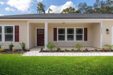 Main picture of 4606 SE 8th Ave