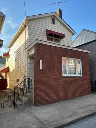 Main picture of 166 Southern Ave