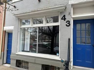 Main picture of 41 N 9th St