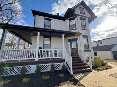 Main picture of 502 Central Ave