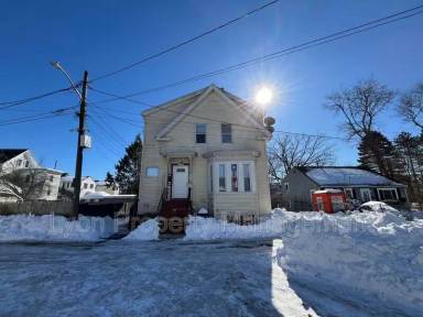 Main picture of 14 Oakland Pl
