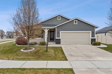 Main picture of 11416 W Colorado River St