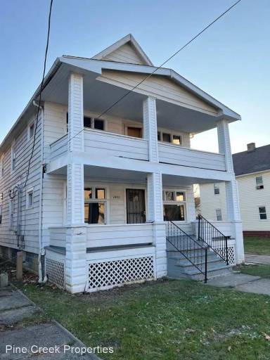 Main picture of 12402 Benwood Ave