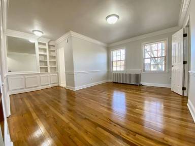 Main picture of 815 S Alfred St