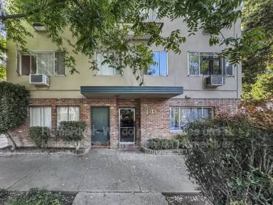 Main picture of 1414 18th St