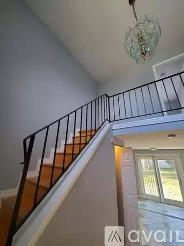 Main picture of 1111 Woodland Heights Blvd