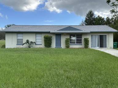 Main picture of 320 E Rose Ln