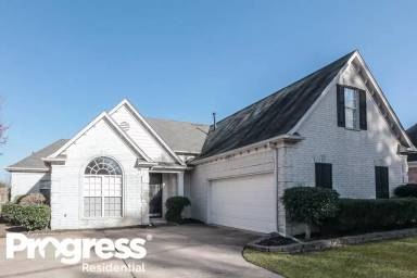 Main picture of 984 Cully Rd