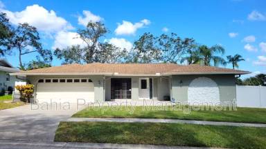 Main picture of 215 Meadowcross Dr