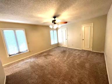 Main picture of 2302 Slide Rd