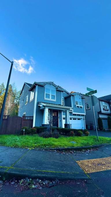 Main picture of 1413 239th Ave NE