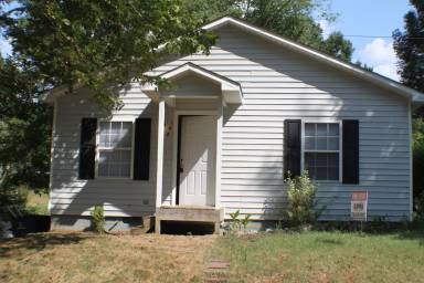 Main picture of 148 Madison Ave NE