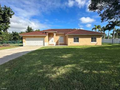 Main picture of 28305 SW 173rd Ct