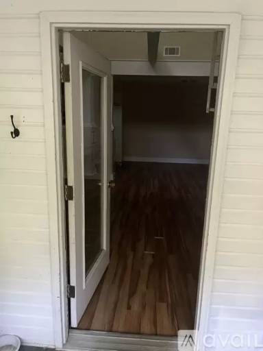 Main picture of 507 S Jackson St