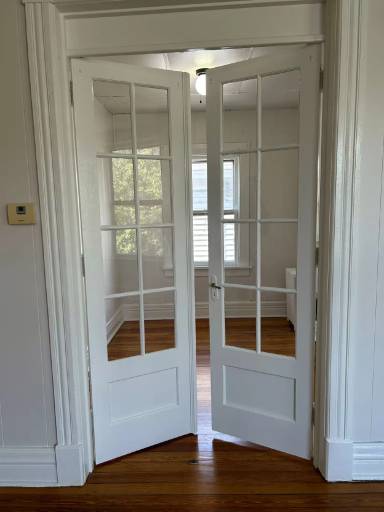 Main picture of 866 Union St