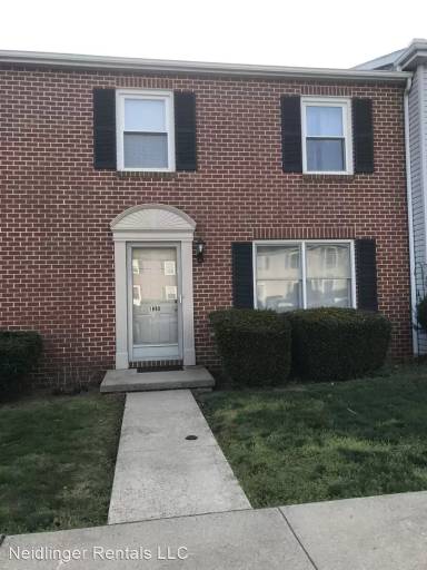 Main picture of 1880 Douglas Dr