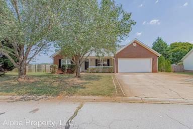 Main picture of 103 Kingfisher Dr