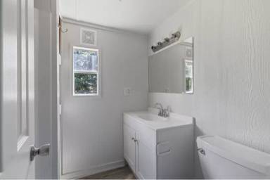 Main picture of 133 George M Rd