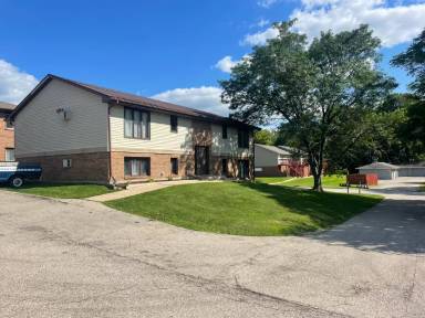 Main picture of 2816 Rudeen Close