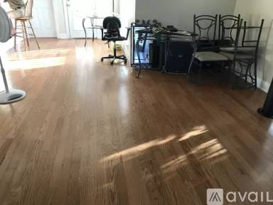 Main picture of 4625 Burbank Dr