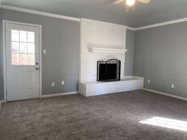 Main picture of 4502 Chicago Ave