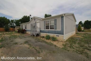 Main picture of 111 E Countryside Dr