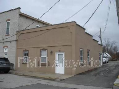 Main picture of 108 E Walnut St