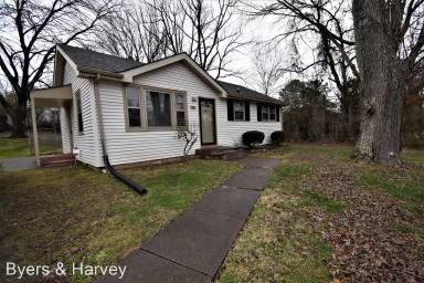 Main picture of 2309 Old Ashland City Rd
