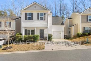 Main picture of 7621 Mockernut Dr