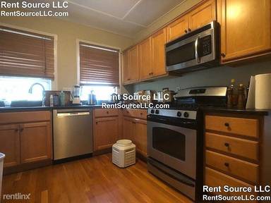 Main picture of 30 Glen Ave