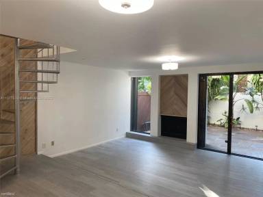 Main picture of 2180 Brickell Avenue - 9