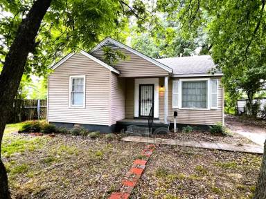 Main picture of 1041 Isabelle St