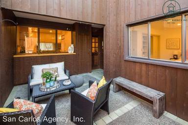 Main picture of 7026 Valley Greens Cir