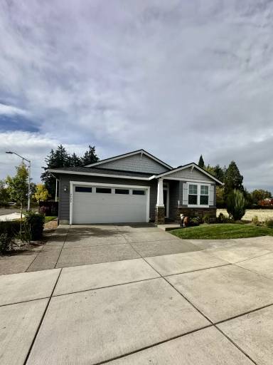 Main picture of 2926 S Ginger St