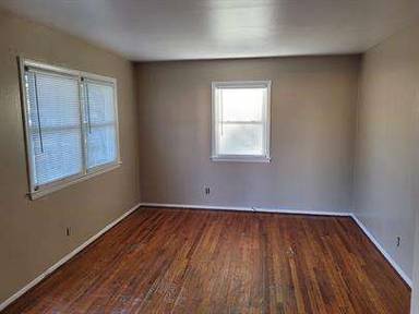 Main picture of 2828 Club Plaza Rd