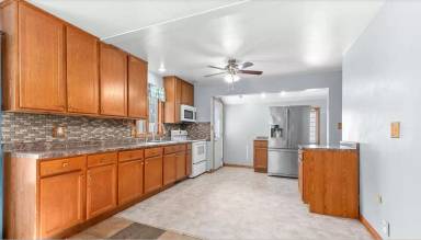 Main picture of 900 E 7th Ave