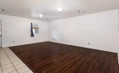 Main picture of 471 Dallas St