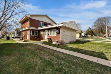 Main picture of 2837 Coolidge St