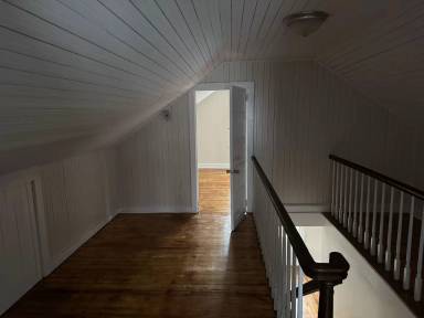 Main picture of 512 E Main St