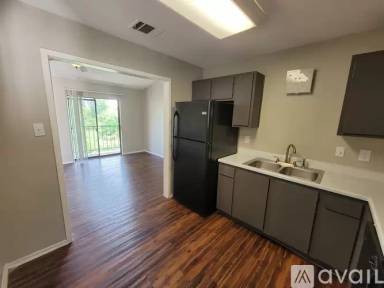 Main picture of 1619 Aquarena Springs Dr