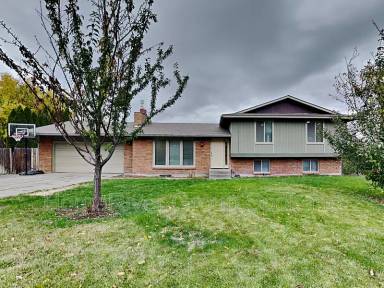 Main picture of 2714 S Cheryl Ct