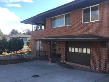 Main picture of 1495 Wright St