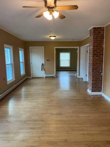 Main picture of 18 N Perry St