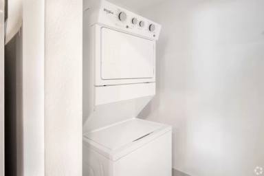 Main picture of 7255 Vanderbilt Way