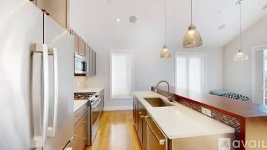 Main picture of 6 Ashland St