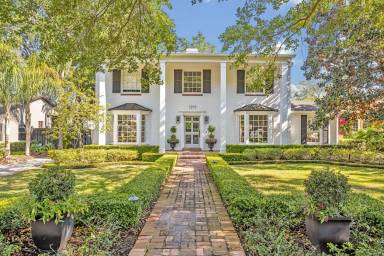 Main picture of 1211 Country Club Dr