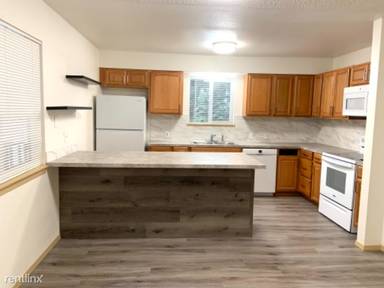 Main picture of 2610 92nd St S