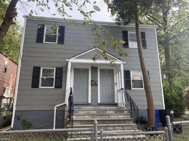Main picture of 23 Evergreen Ave