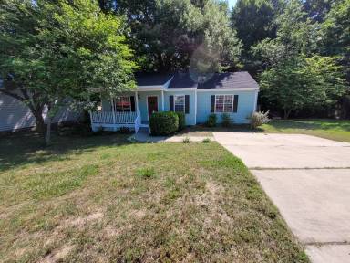 Main picture of 801 Maple Shade Ln